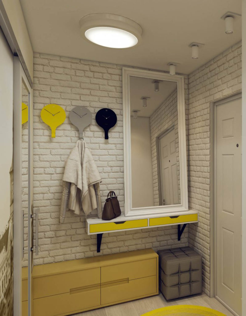 На фото: белая прихожая в маленькой квартире