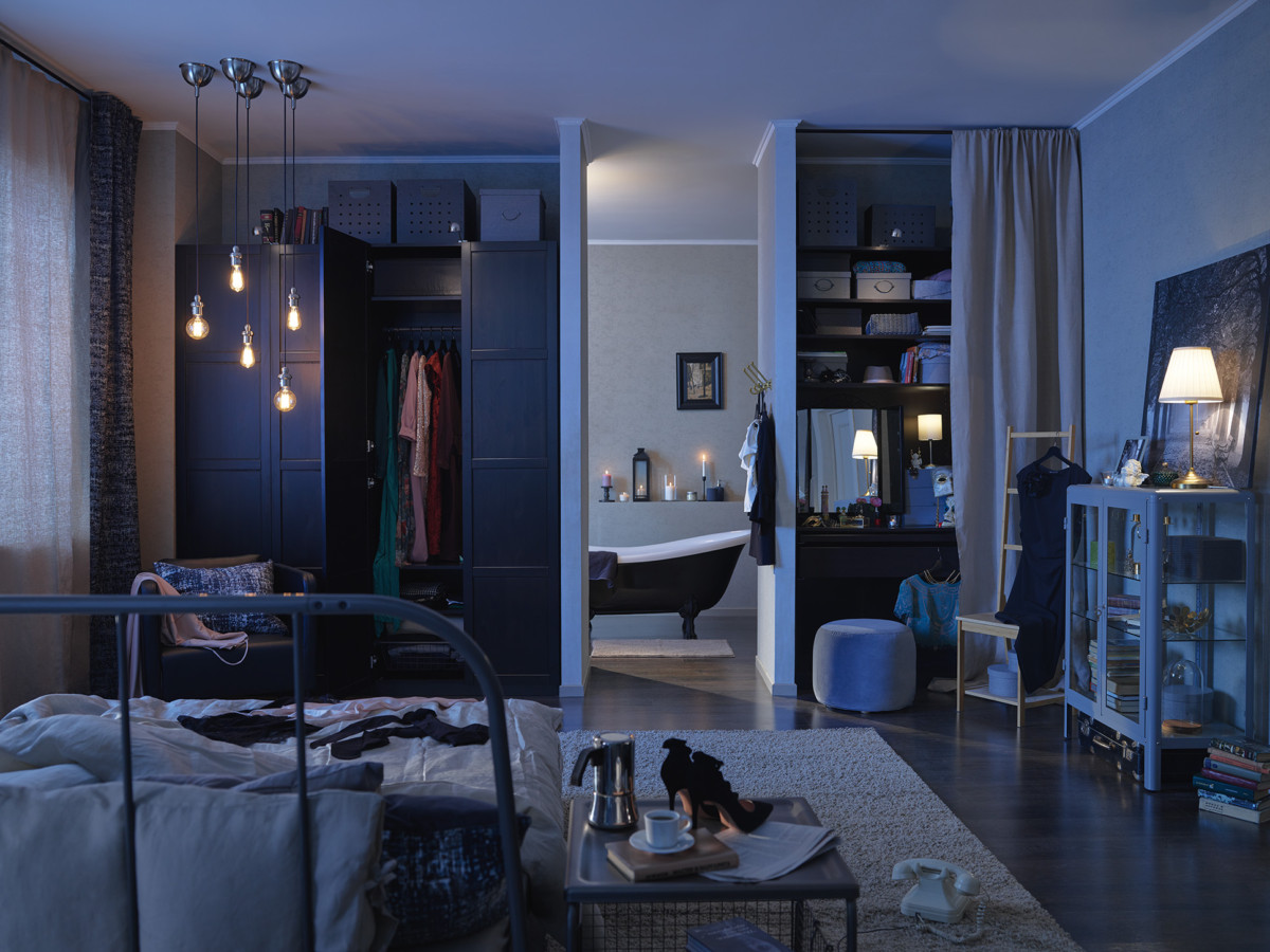 Живые книги ИКЕА "Мастер и Маргарита"