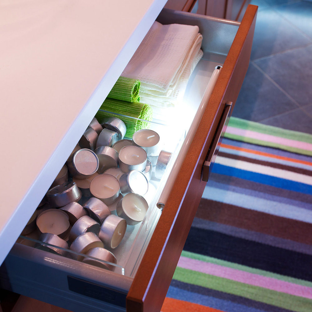 Светодиодные лампы для освещения ящиков и шкафов ИКЕА