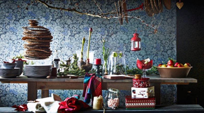 Первый новогодний ролик 2018 года ИКЕА о недорогих дорогих подарках