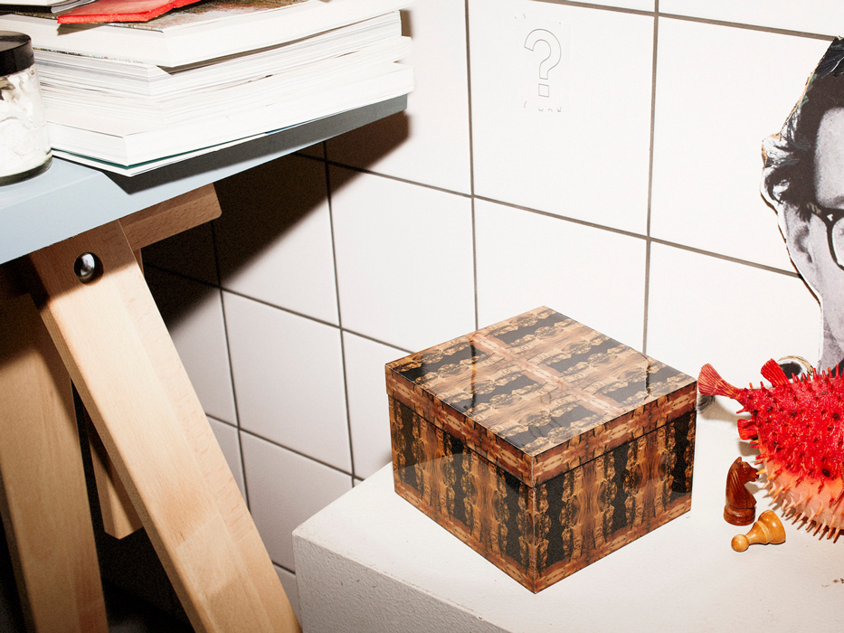 Новая коллекция ИКЕА - вазы-черепа и ковры-калейдоскопы