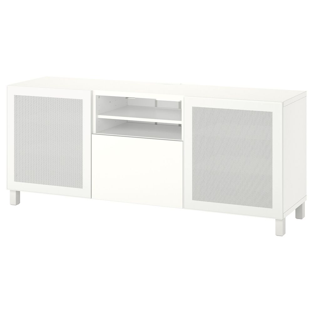 IKEA, вид спереди