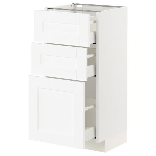 IKEA, вид спереди