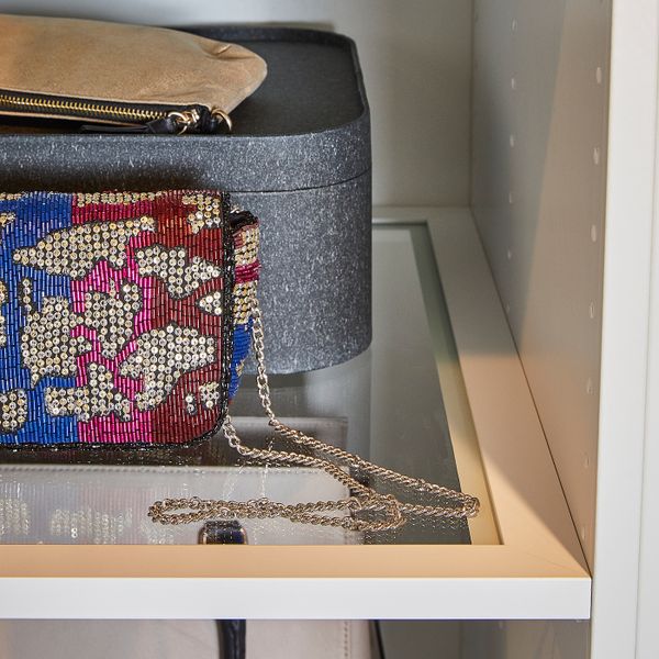 Полка стеклянная, белый 75x58 см IKEA KOMPLEMENT КОМПЛИМЕНТ 303.666.20 - фото 2