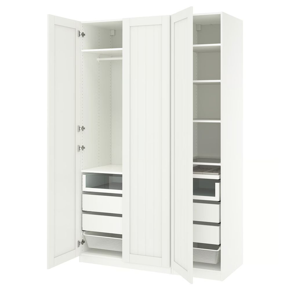 IKEA, вид спереди