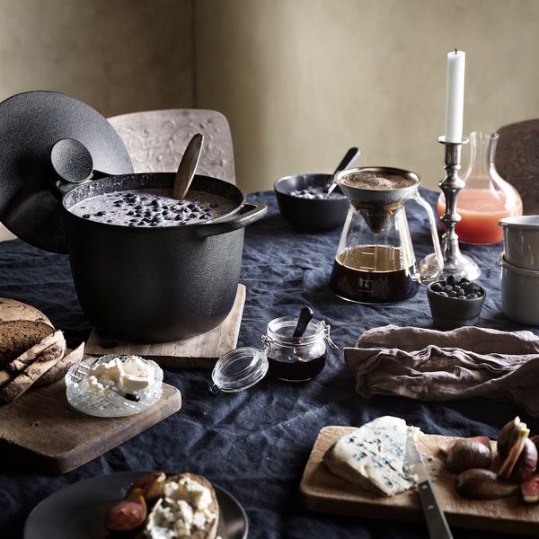 Кастрюля с крышкой, чугун 3 л IKEA VARDAGEN ВАРДАГЕН 604.370.51 - фото 4