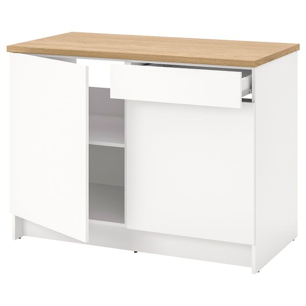 IKEA, вид спереди