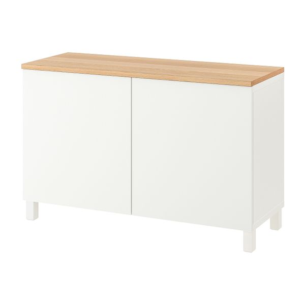 IKEA, вид спереди
