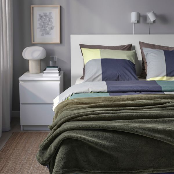 Покрывало, 230x250 см, темный серо-зеленый IKEA TRATTVIVA ТРАТТВИВА 605.661.75 - схема-чертеж с размерами