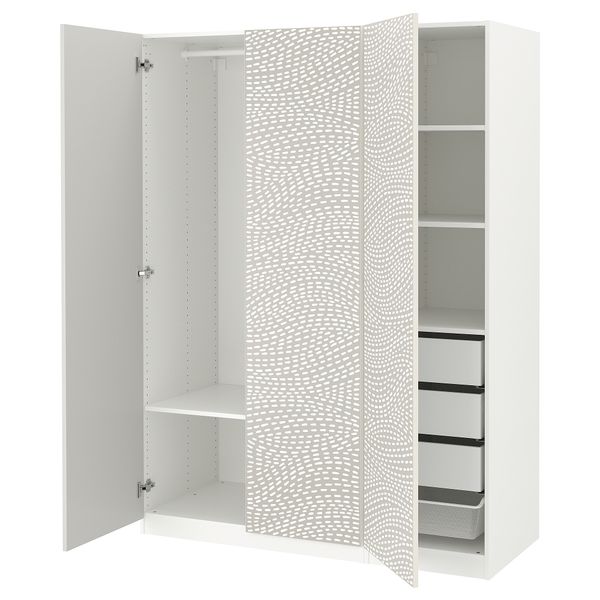 IKEA, вид спереди