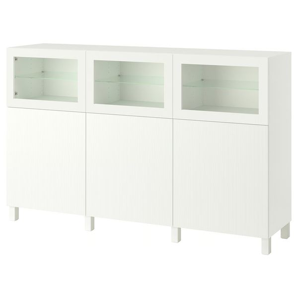 IKEA, вид спереди