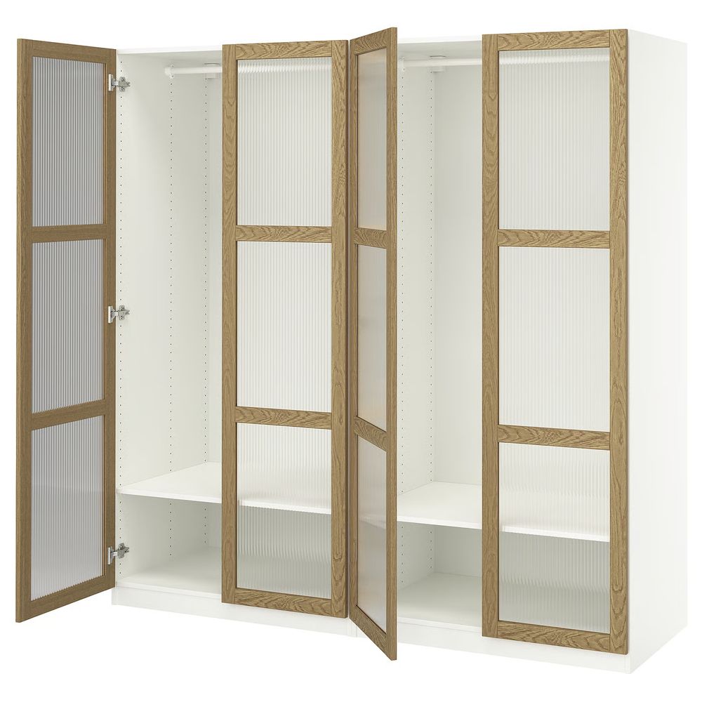 IKEA, вид спереди
