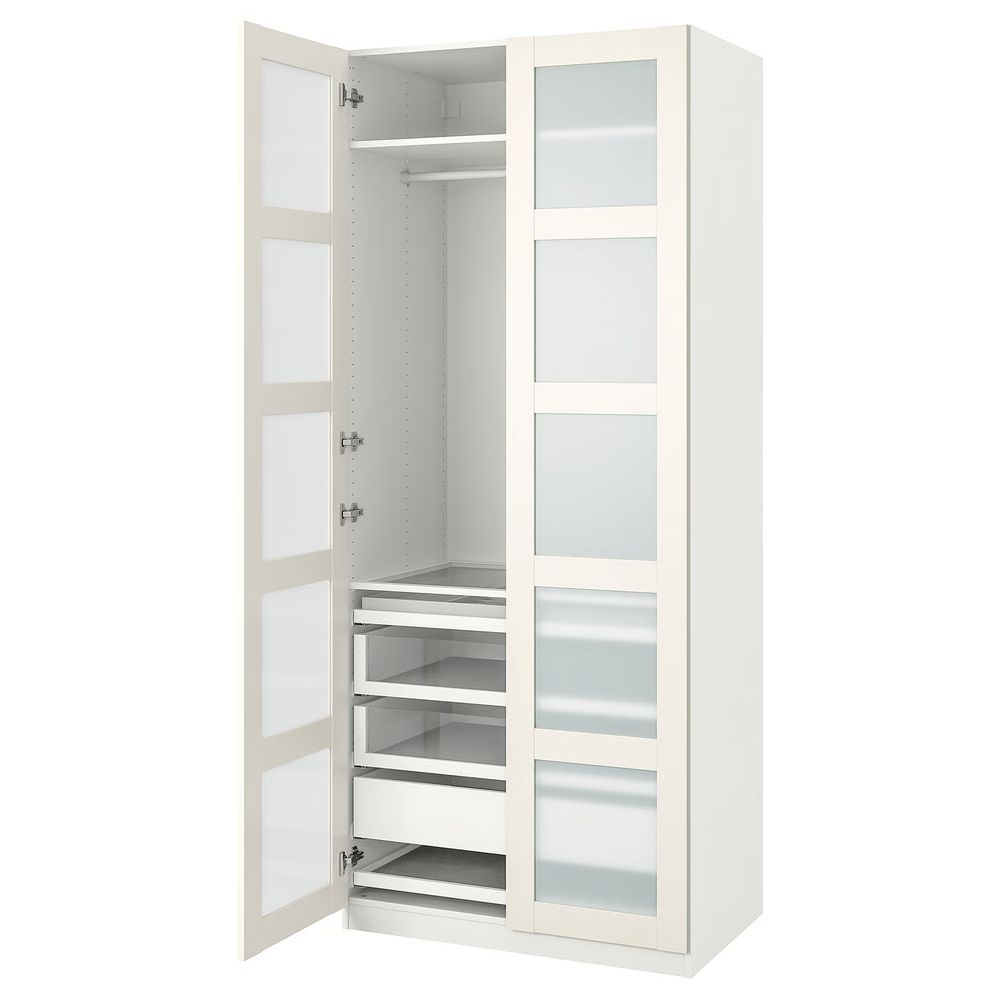 IKEA, вид спереди