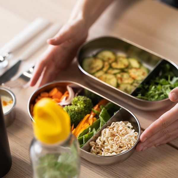 Контейнер с крышкой и разделителем, нержавеющая сталь, бежевый, 0.7 л IKEA HALVVARM ХАЛЬВВАРМ 204.972.21 - фото 15