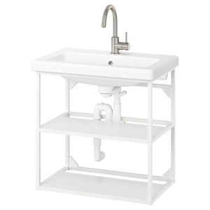 IKEA, вид спереди