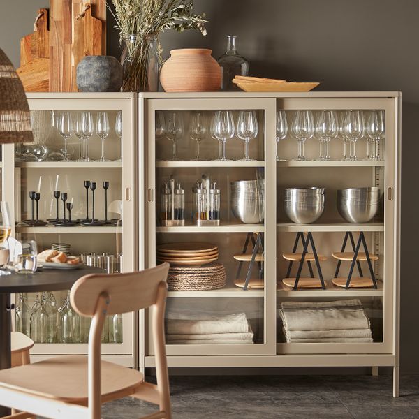 Шкаф + раздвижные стеклянные дверцы, бежевый 120x140 см IKEA IDÅSEN ИДОСЕН 503.609.57 - фото 4