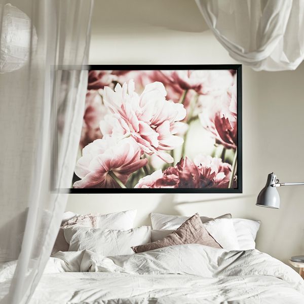 Картина с рамой, светло-розовые тюльпаны, черный, 118x78 см IKEA BJÖRKSTA БЬЁРКСТА 394.167.29 - фото 3