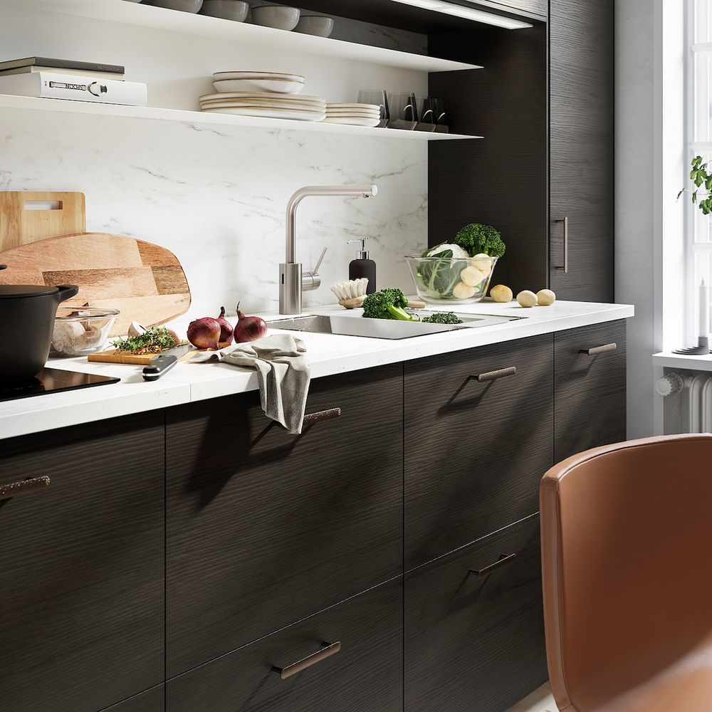 Шкаф под мойку БРЕДШЁН/1фасад/2ящика, белый Аскерсунд/темно-коричневый под ясень 60x60 см IKEA METOD МЕТОД / MAXIMERA МАКСИМЕРА - фото 1