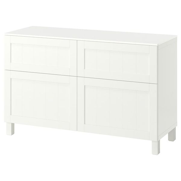 IKEA, вид спереди