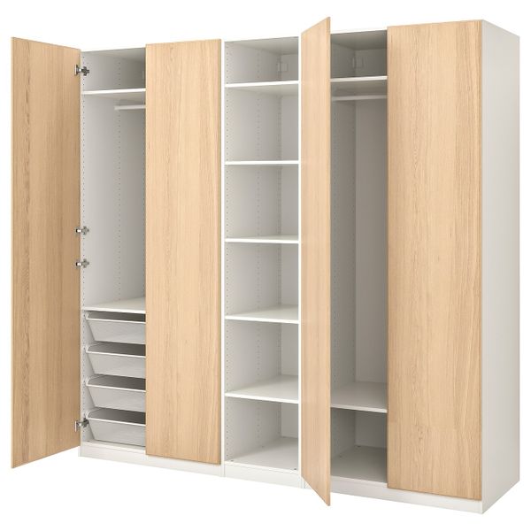 IKEA, вид спереди