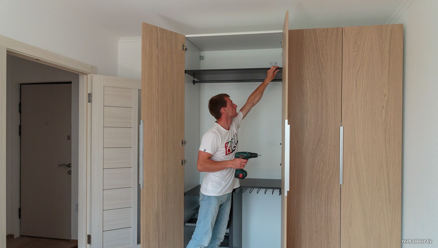 Интерьер за $5000. Собираем мебель IKEA в минскую квартиру