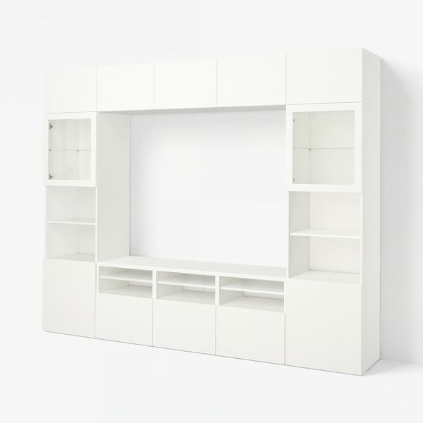 IKEA, вид спереди