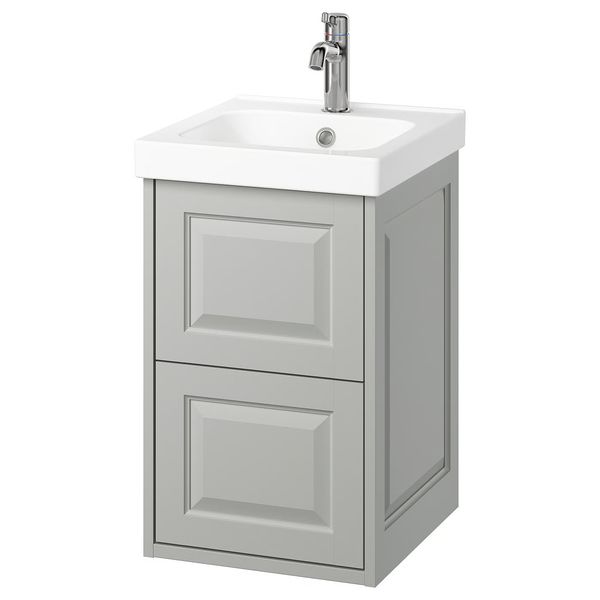 IKEA, вид спереди