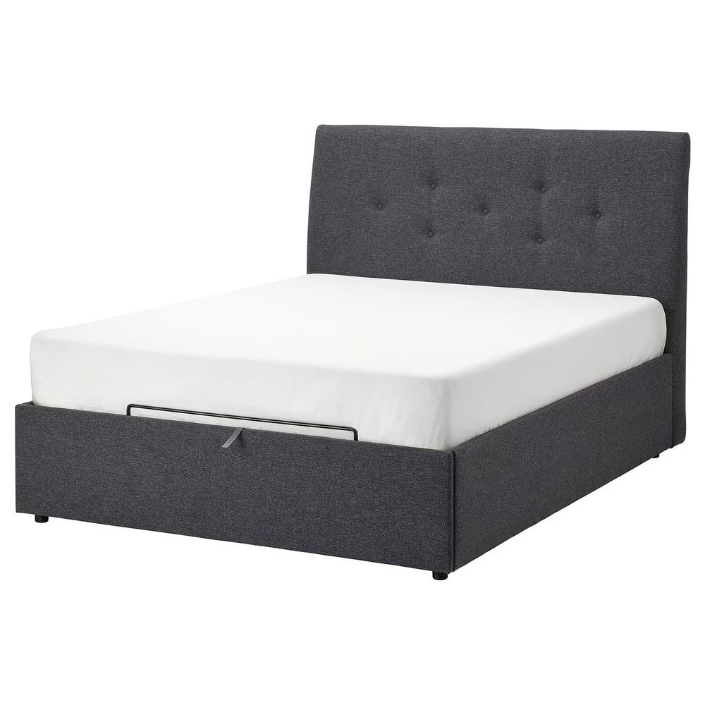 IKEA, вид спереди