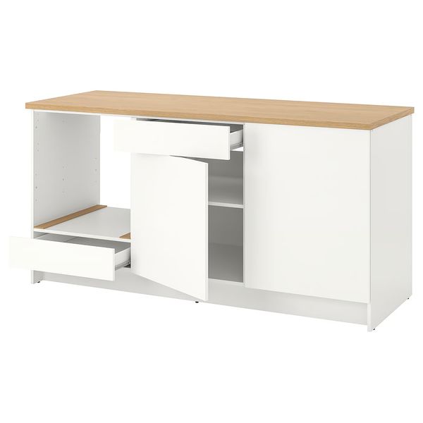 IKEA, вид спереди