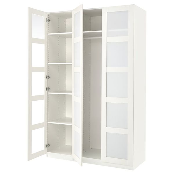 IKEA, вид спереди