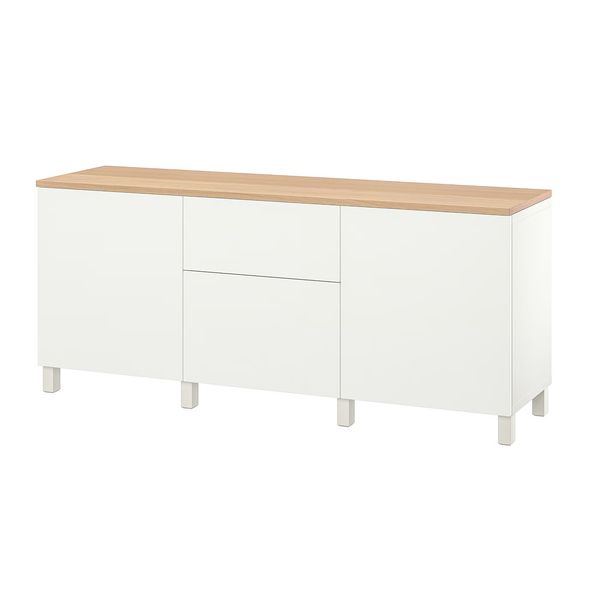 IKEA, вид спереди