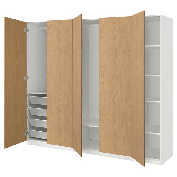 IKEA, вид спереди