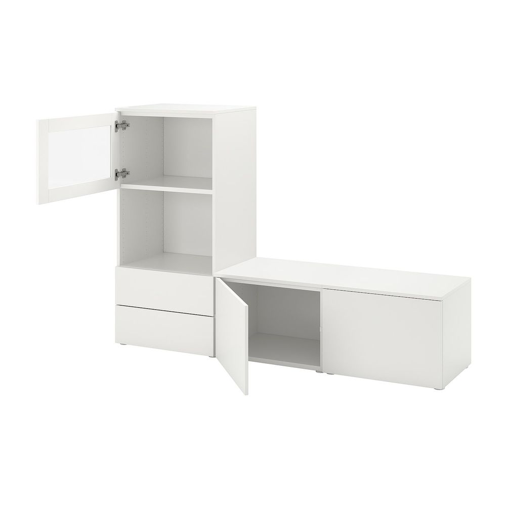 IKEA, вид спереди
