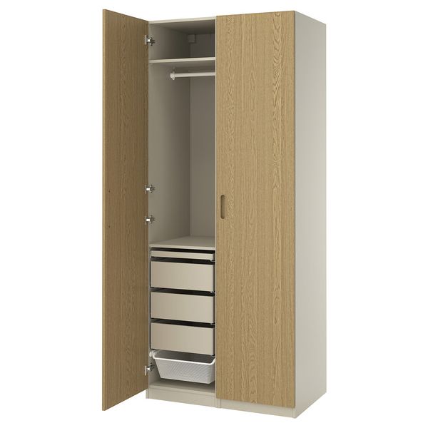 IKEA, вид спереди