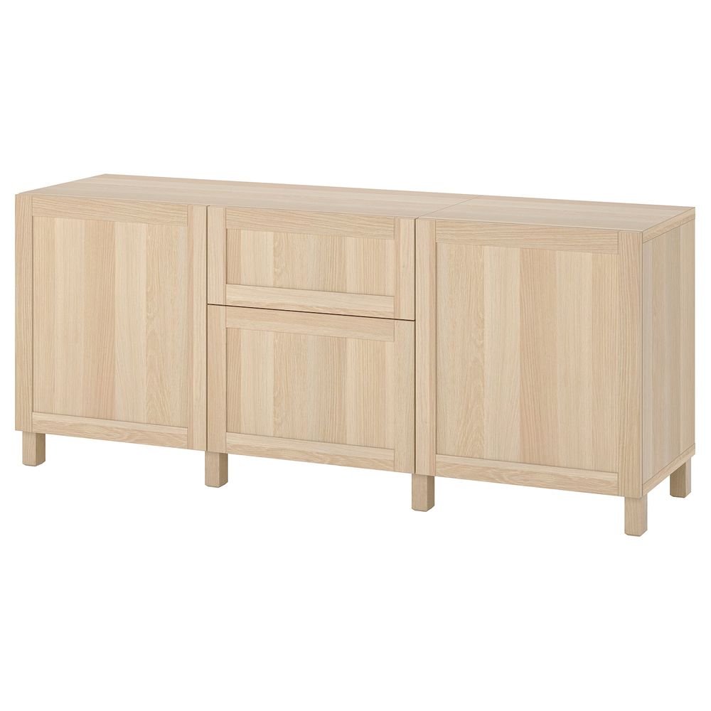 IKEA, вид спереди