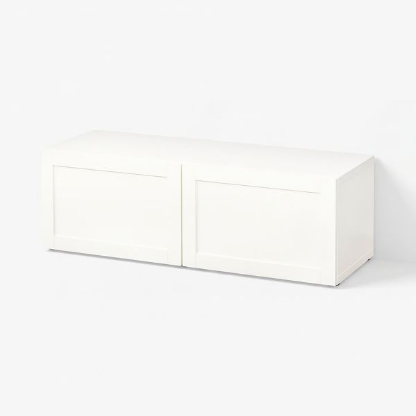 IKEA, вид спереди