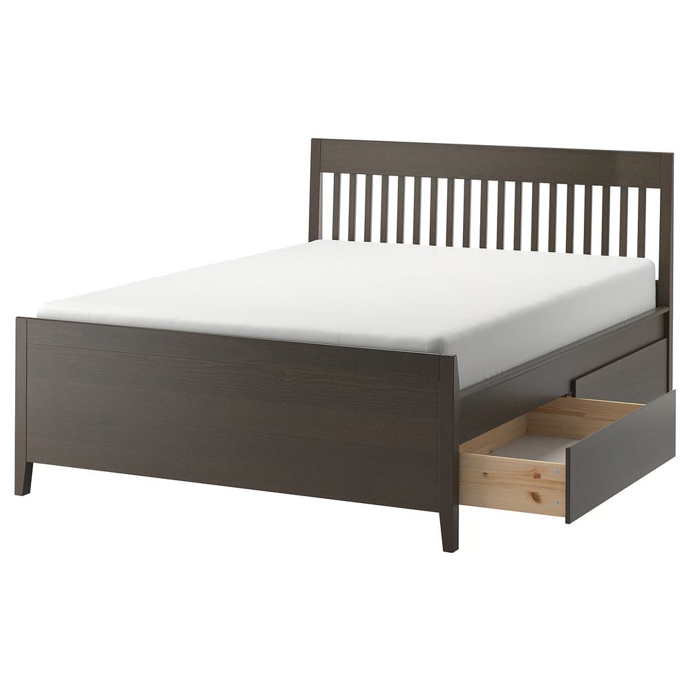 IKEA, вид спереди