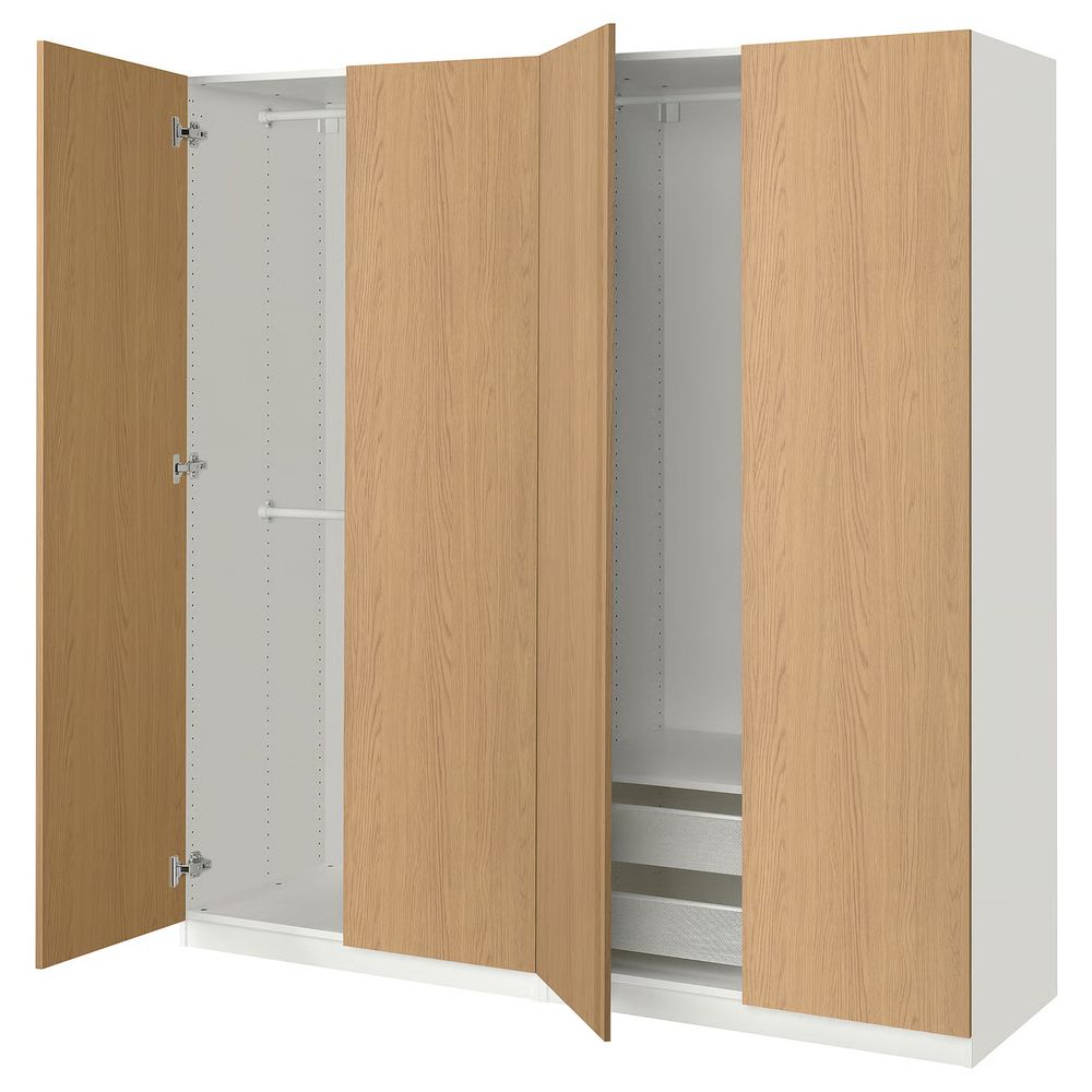 IKEA, вид спереди