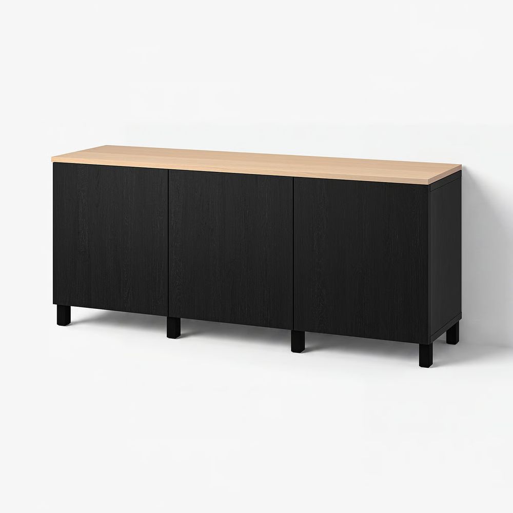 IKEA, вид спереди