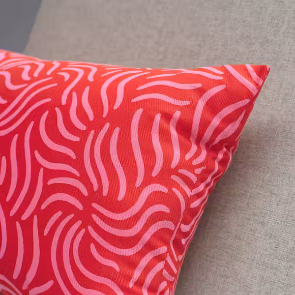 SANDMOTT САНДМОТТ Подушка - ярко-красный/ярко-розовый 30x58 см - фото 3