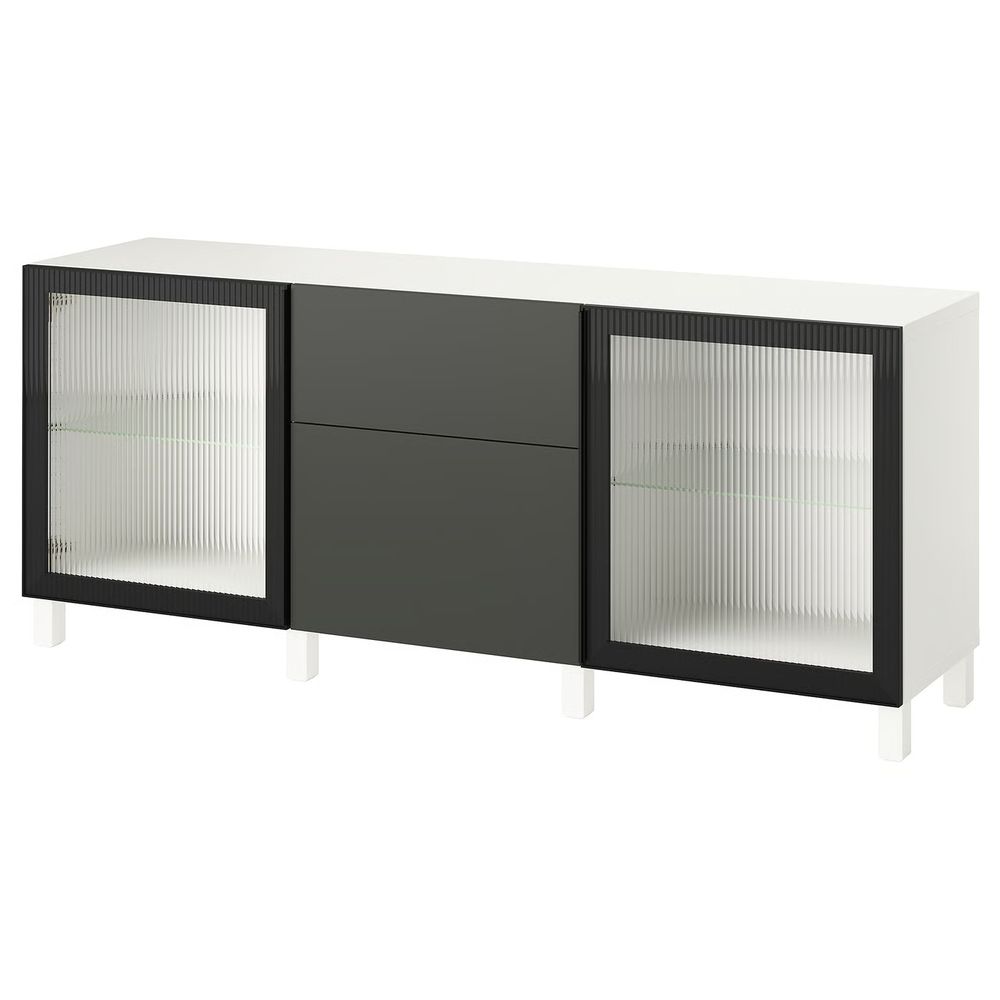 IKEA, вид спереди