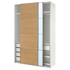 IKEA, вид спереди