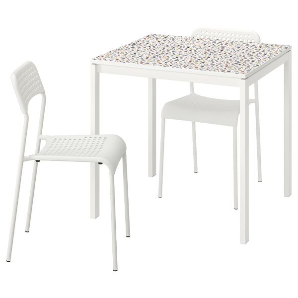 IKEA, вид спереди