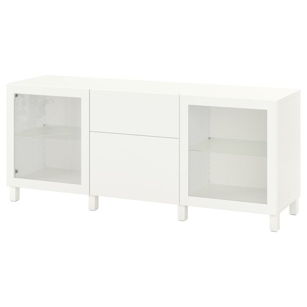 IKEA, вид спереди