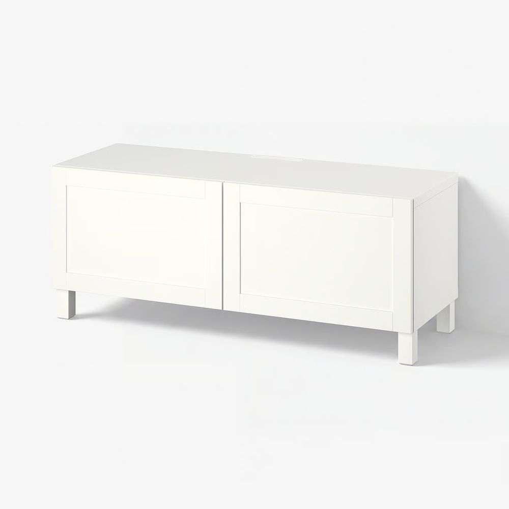 IKEA, вид спереди