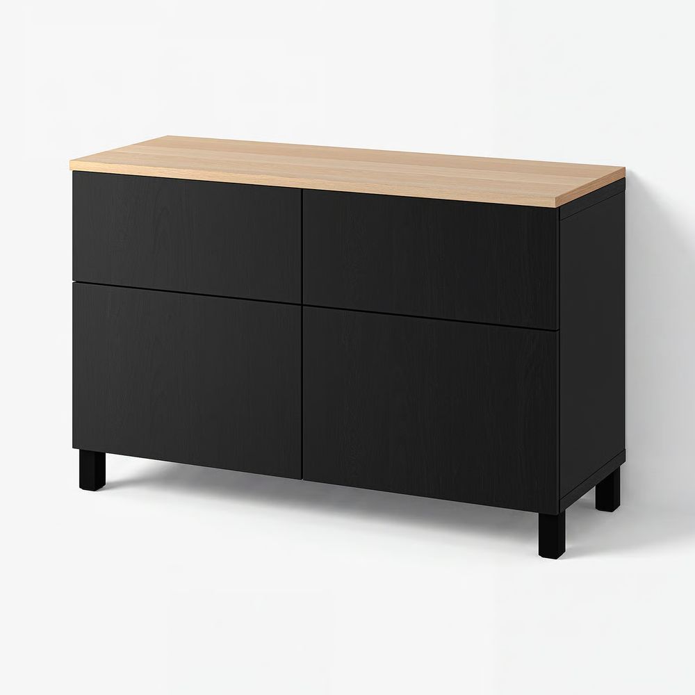IKEA, вид спереди
