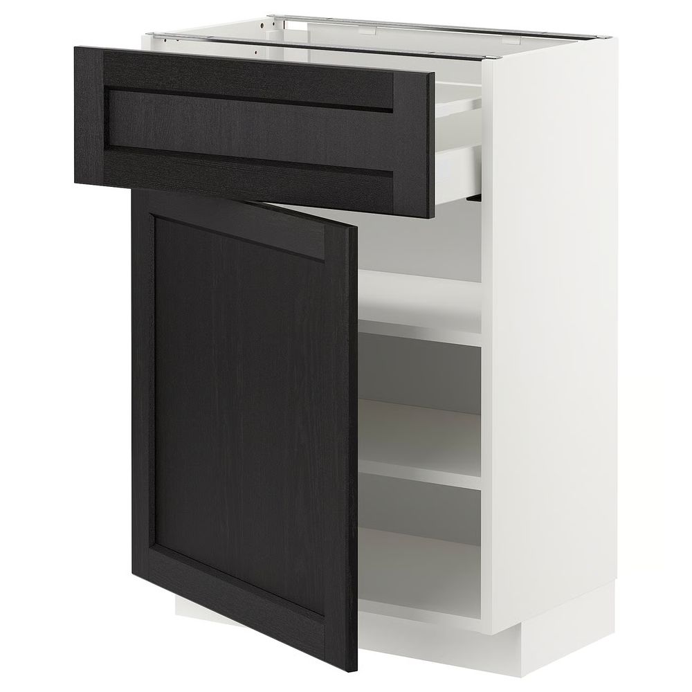 IKEA, вид спереди