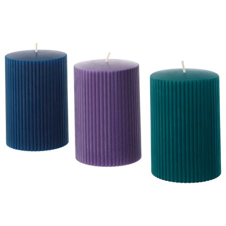 Неароматическая свеча формовая ВИНТЕР 2018, сиреневый зеленый, синий (10 см)