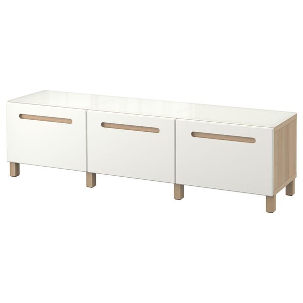 IKEA, вид спереди