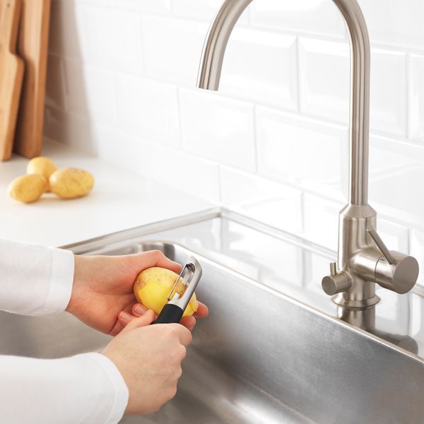 Нож для чистки картофеля, черный IKEA IKEA 365+ VÄRDEFULL ИКЕА 365+ ВЭРДЕ 803.729.25 - фото 2